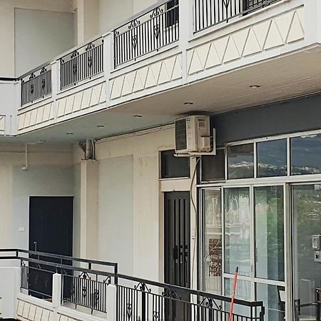 Walnut Home Apartment Near Ancient Olympia Kréstena 外观 照片